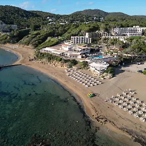 invisa-club-cala-blanca-playa-des-figueral-ibiza.balearic-islands.net/